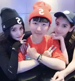 杨幂和angelababy什么时候关系变得这么好了闺蜜情再被议论