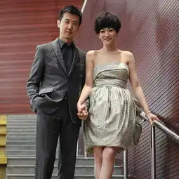 李小冉被曝插足闺蜜婚姻梅婷一句话帮她澄清