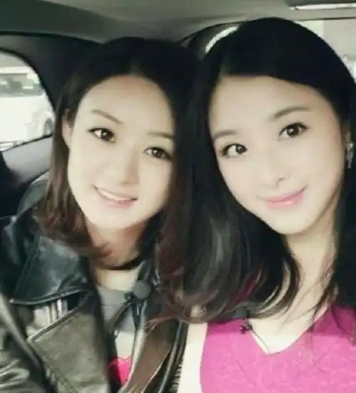 赵丽颖生日第一可爱张含韵送祝福却被骂,因为用了一个猫咪表情