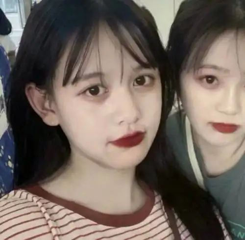 女生头像羡慕每一个可以和你坦然打招呼的人
