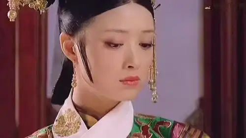 甄嬛传华妃的奴婢勾搭皇上顿时白眼翻上天华妃注意表情管理啊