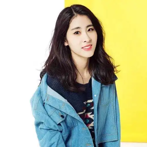 张碧晨,就这样被华晨宇渣了又渣,不知夜深人静时她可曾后悔过