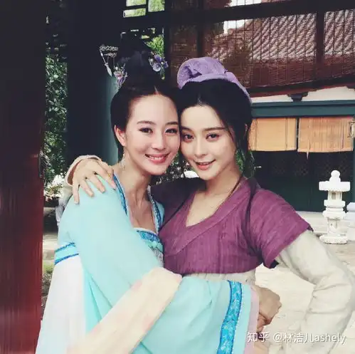 头大有多吃亏杨紫和赵丽颖同框被秒,赵薇李冰冰合影对比强烈