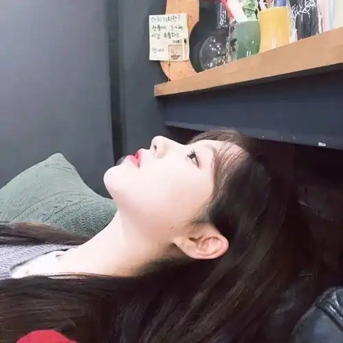 中年心事浓如酒,少女情怀总是诗