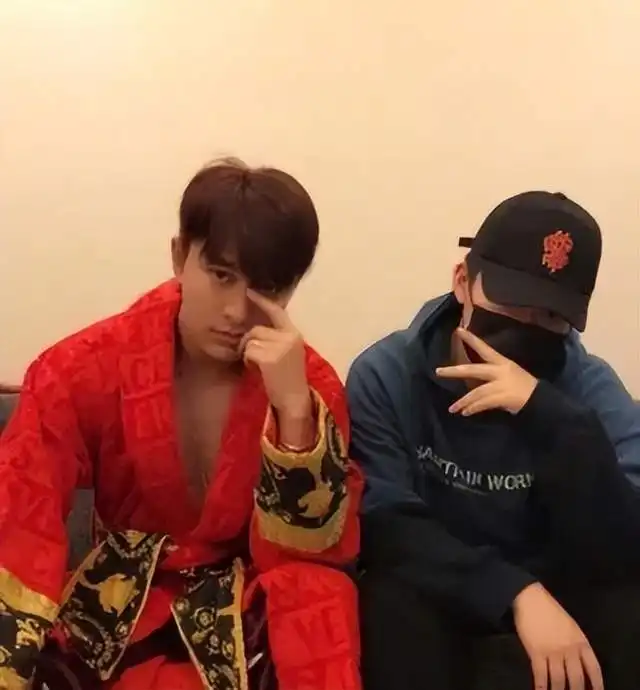 娱乐圈没有真友情这6对明星看似过命交情,如今背后互坑到底