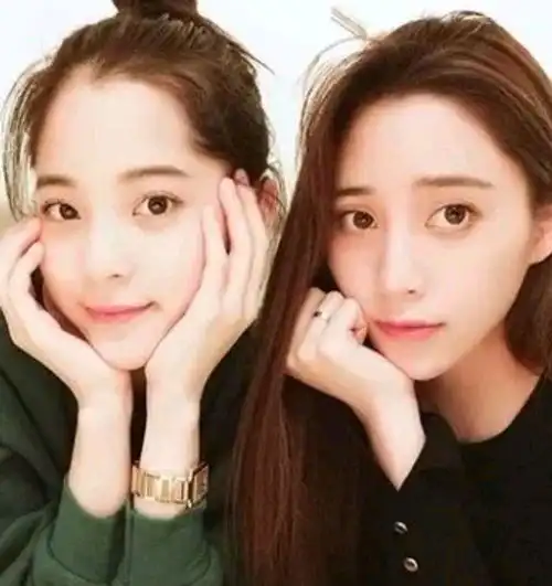 同是姐妹为何颜值差了这么多